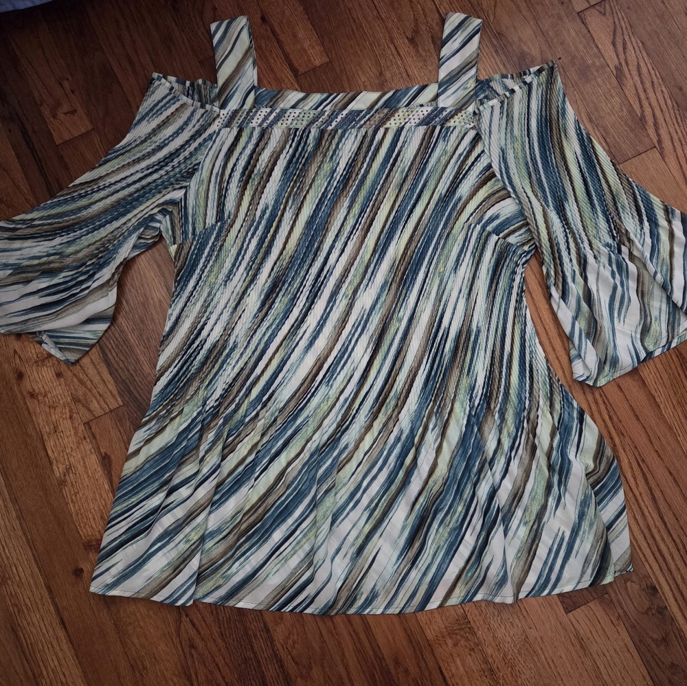 Catherines Striped Off-Shoulder Women's Top 2X NWOT